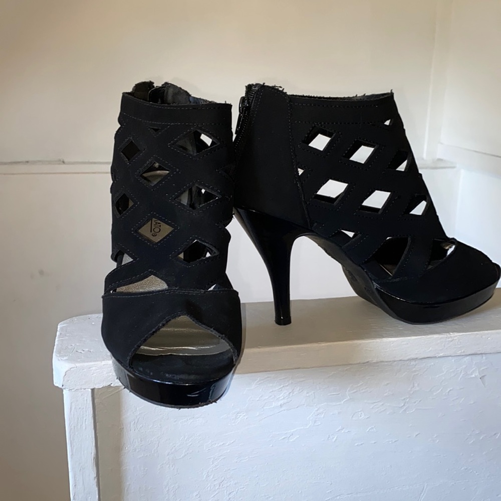 Black stilletos